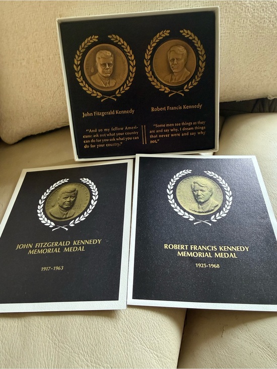 Other - 1960’’s JFK and RFK Kennedy Memorial Medal Collector Set - in original packaging